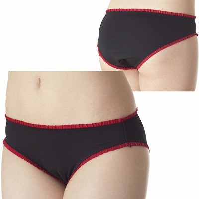 レッドフリルトリムレギュラーフィットショーツ ブラック レッドフリルトリムレギュラーフィットショーツ ブラック