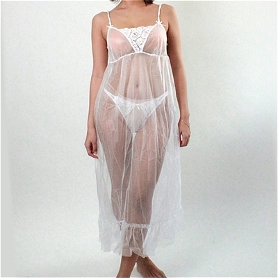 キラキラスケスケ生地にレース付きロングスリップ&Tバック ホワイト キラキラスケスケ生地にレース付きロングスリップ&Tバック ホワイト