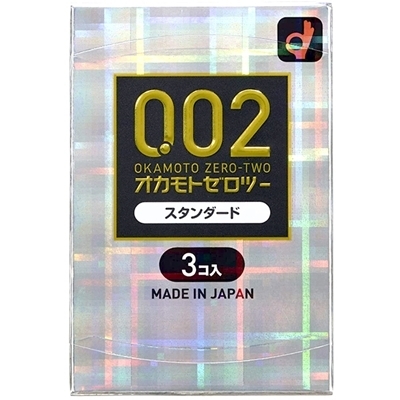 オカモトゼロツー うすさ均一0.02 (3個入り) オカモトゼロツー うすさ均一0.02 (3個入り)